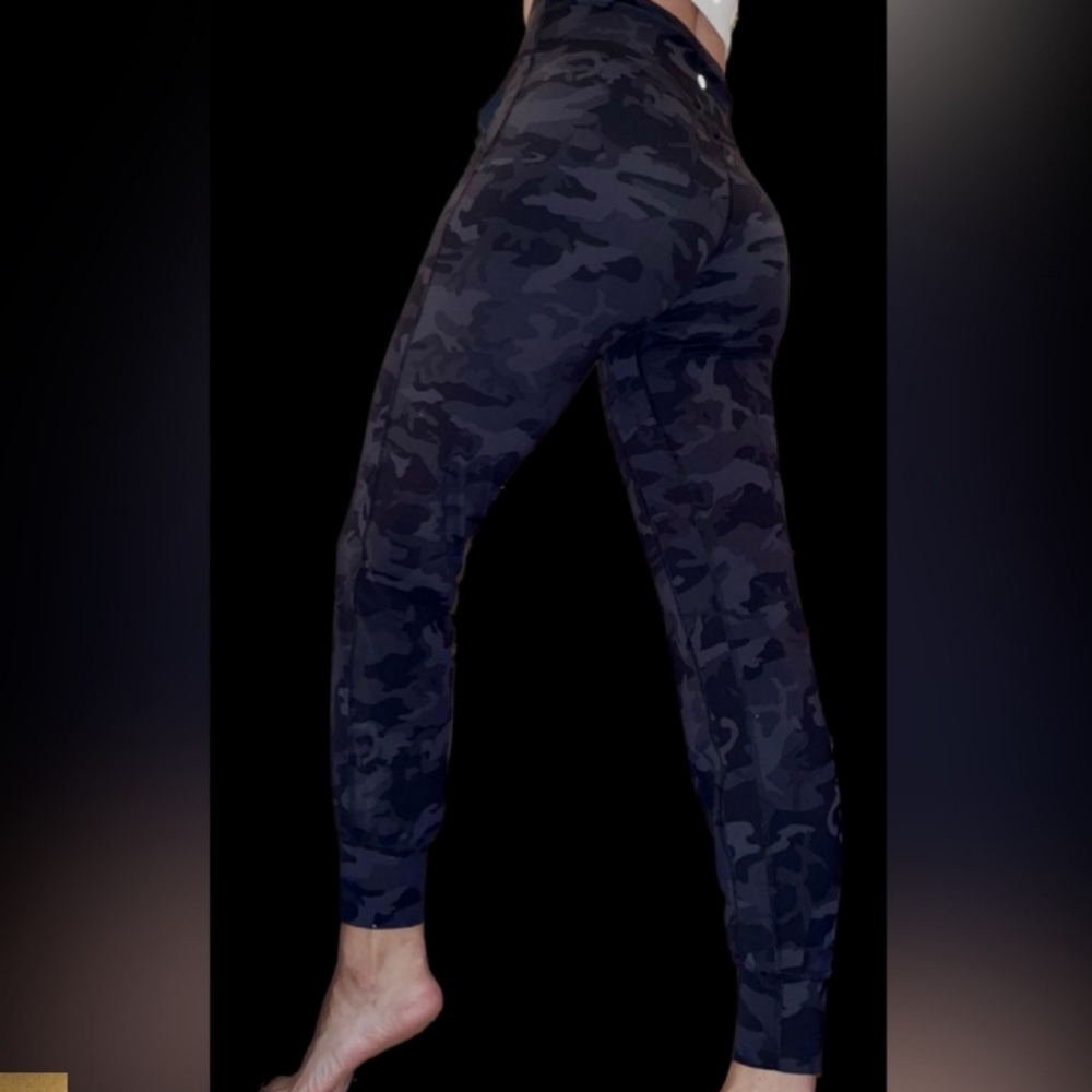 🍋 LULULEMON 🍋 Align Jogger  Black Camo 4
